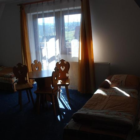 Pokoje Goscinne U Siyly Bukowina Tatrzańska Rom bilde
